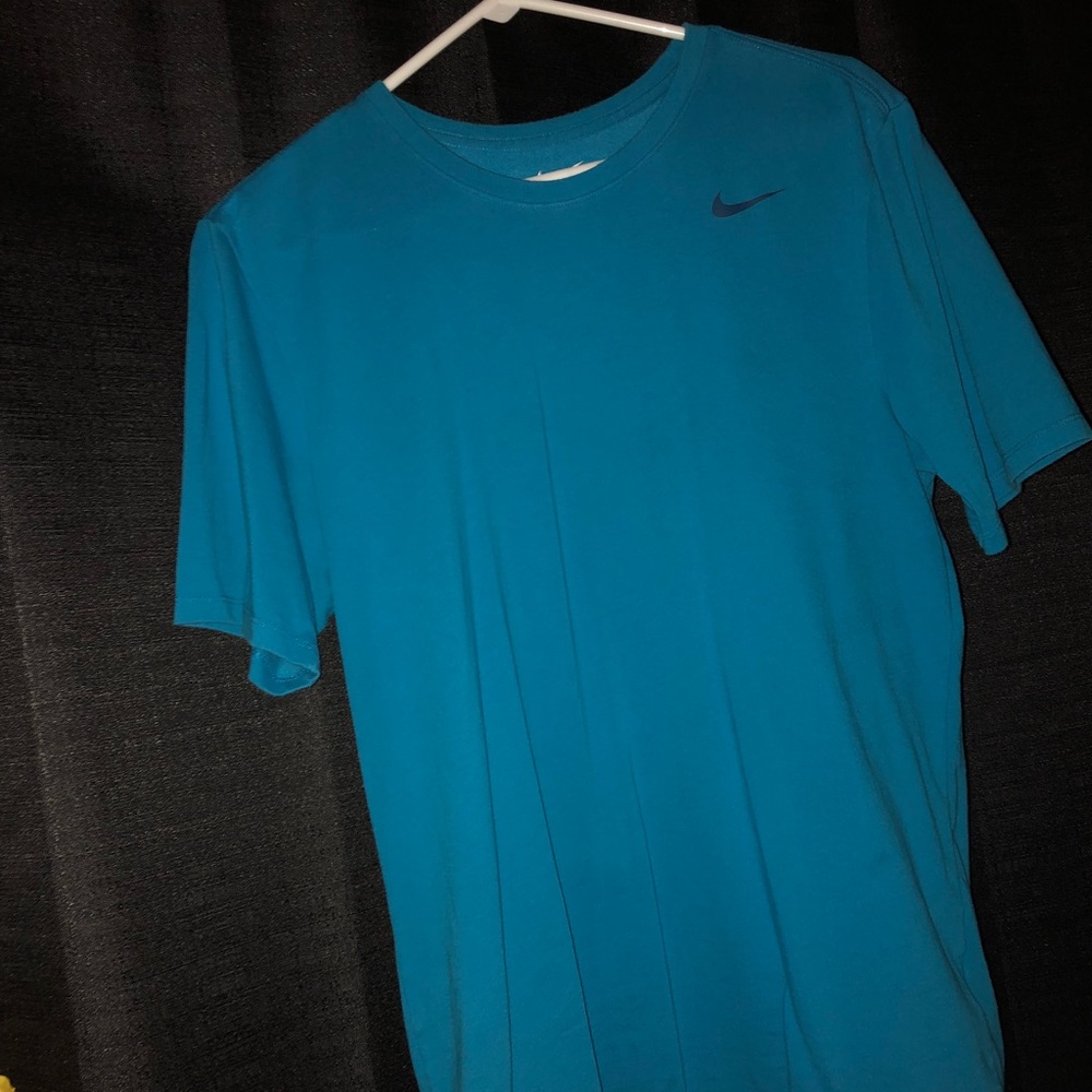 Nike t-shirt